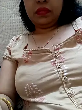 Snapshot of sunita-doll chatting on September 2025 02:00:01 AM sunita-doll online show from September 2025 02:00:01 AM