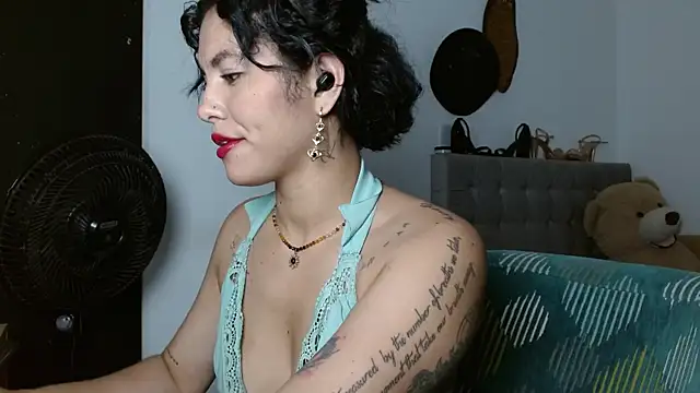 Sexy Lia  online show from April 2026 02:51:01 AM