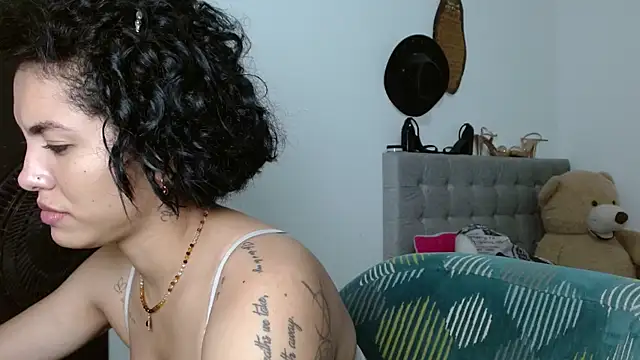 Sexy Lia  online show from May 2026 04:53:02 AM