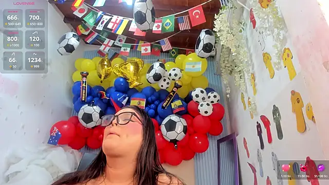 Danniela18  online show from July 2026 11:46:01 AM
