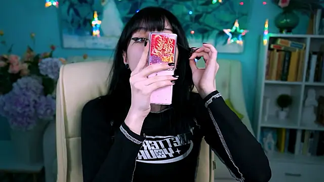 Snapshot of JadeCastle_ chatting on February 2026 05:02:02 PM JadeCastle online show from February 2026 05:02:02 PM