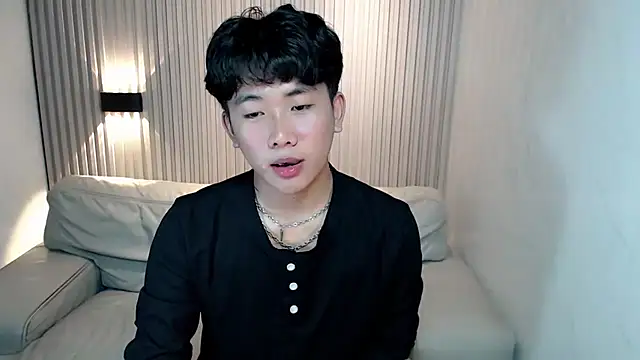 dangerzone0122 online show from October 2025 05:44:01 PM