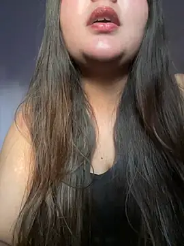 leylafleece online show from March 2025 12:14:02 PM