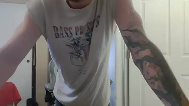 Huntzg23 online show from July 2026 09:43:02 PM