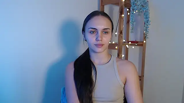 Snapshot of IrinaShayk18 chatting on February 2025 12:37:01 PM IrinaShayk18 online show from February 2025 12:37:01 PM