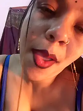 Hot-shot99 online show from January 2025 12:30:01 PM