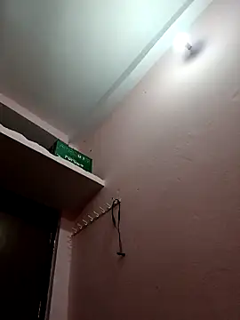 Hot-shot99 online show from January 2025 10:01:01 AM