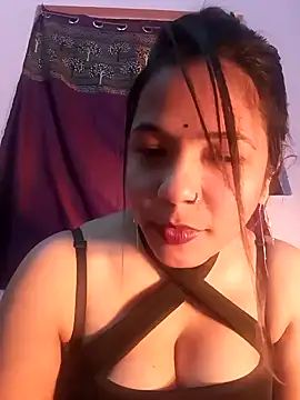 Hot-shot99 online show from January 2025 04:33:01 PM