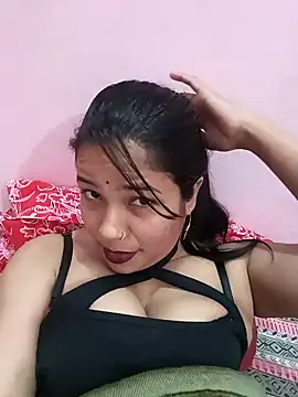 Hot-shot99 online show from January 2025 04:28:02 PM