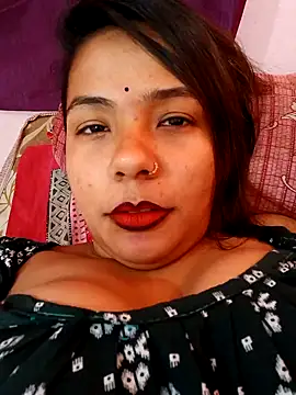 Hot-shot99 online show from January 2025 05:04:01 PM