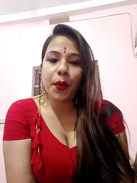 Hot-shot99 online show from February 2025 04:03:02 PM