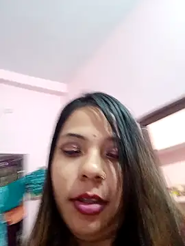 Hot-shot99 online show from February 2025 09:25:01 PM