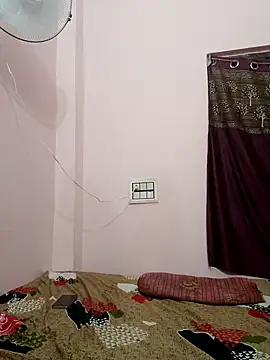 Hot-shot99 online show from March 2025 07:14:02 PM