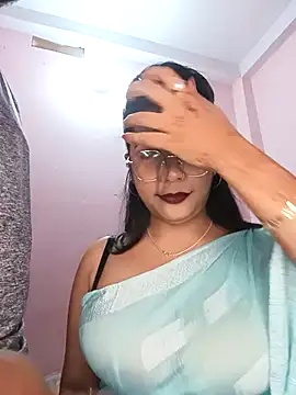 Hot-shot99 online show from November 2025 04:53:02 PM