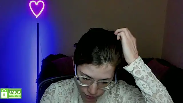 Snapshot of Alicia_redfollow chatting on February 2025 06:26:01 PM Alicia redfollow online show from February 2025 06:26:01 PM