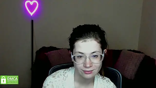 Snapshot of Alicia_redfollow chatting on February 2025 03:48:01 AM Alicia redfollow online show from February 2025 03:48:01 AM