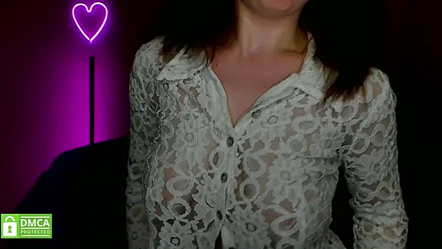 Snapshot of Alicia_redfollow chatting on February 2025 03:45:02 PM Alicia redfollow online show from February 2025 03:45:02 PM