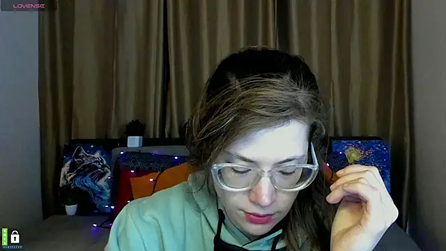 Snapshot of Alicia_redfollow chatting on February 2025 06:22:01 PM Alicia redfollow online show from February 2025 06:22:01 PM