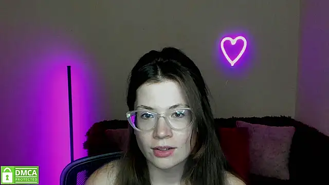 Snapshot of Alicia_redfollow chatting on February 2025 03:47:01 PM Alicia redfollow online show from February 2025 03:47:01 PM