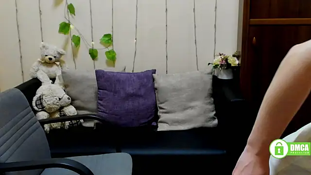 Snapshot of Alicia_redfollow chatting on February 2025 12:24:01 PM Alicia redfollow online show from February 2025 12:24:01 PM