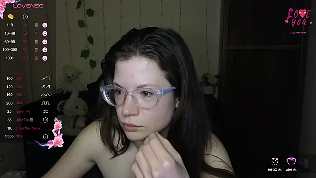 Snapshot of Alicia_redfollow chatting on March 2025 09:24:02 AM Alicia redfollow online show from March 2025 09:24:02 AM