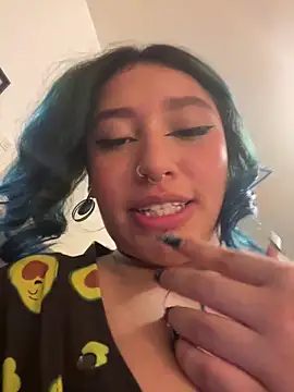 Snapshot of Bulmasexy chatting on February 2025 07:10:01 PM Bulmasexy online show from February 2025 07:10:01 PM