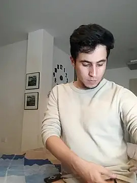 Snapshot of GamerQuinn chatting on January 2025 04:25:02 AM GamerQuinn online show from January 2025 04:25:02 AM