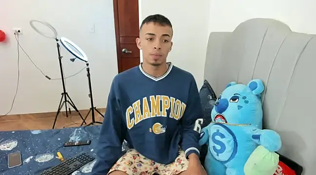 twink latino5 online show from December 2024 12:39:02 AM