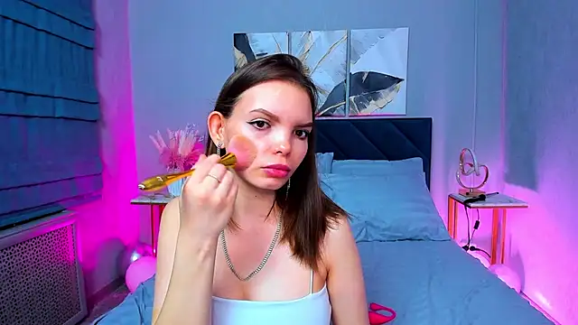 Curvy Dynamite  online show from March 2025 01:08:02 AM