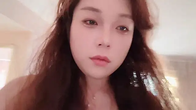 Snapshot of Z30966903S chatting on December 2025 08:45:02 AM Z30966903S online show from December 2025 08:45:02 AM