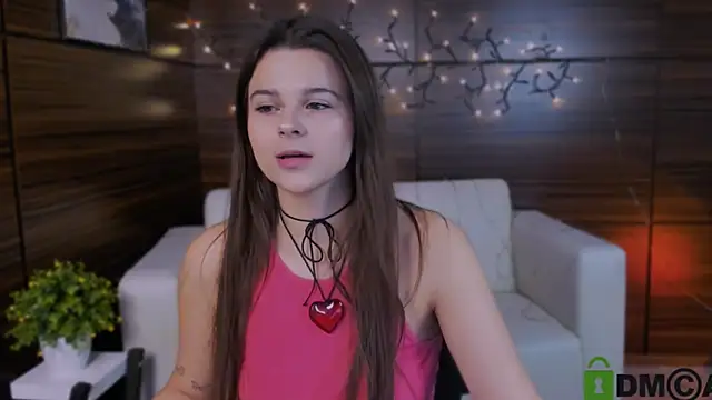 Snapshot of berry_alma chatting on January 2025 08:43:01 PM berry alma online show from January 2025 08:43:01 PM