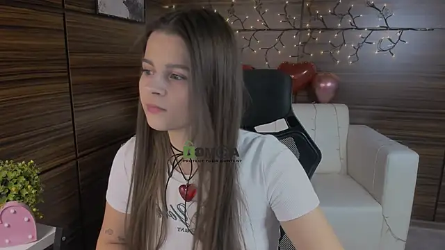 Snapshot of berry_alma chatting on February 2025 08:44:01 PM berry alma online show from February 2025 08:44:01 PM