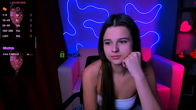 Snapshot of berry_alma chatting on October 2025 07:01:02 PM berry alma online show from October 2025 07:01:02 PM