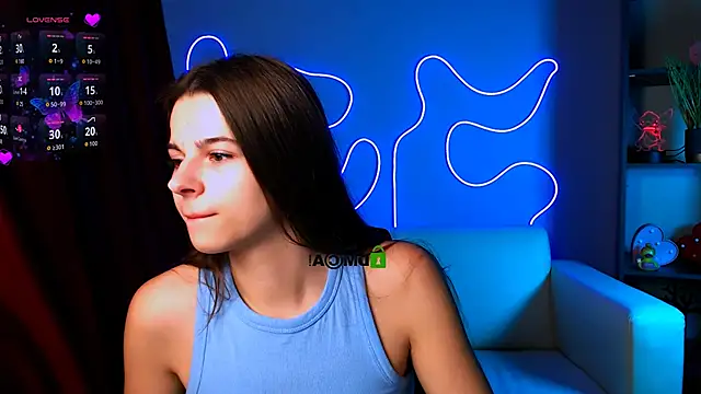 Snapshot of berry_alma chatting on October 2025 12:05:01 PM berry alma online show from October 2025 12:05:01 PM