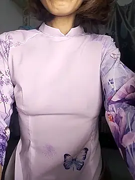 Snapshot of Lucy_limon chatting on April 2026 08:54:02 PM Lucy limon online show from April 2026 08:54:02 PM