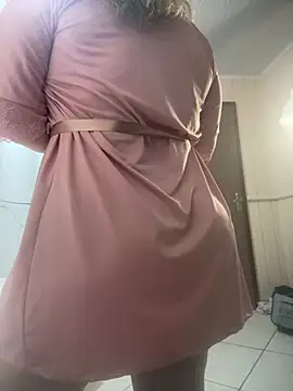 pAuLa - online show from February 2025 07:09:01 PM