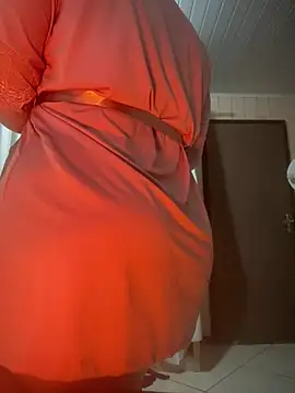 pAuLa - online show from February 2025 05:46:02 AM