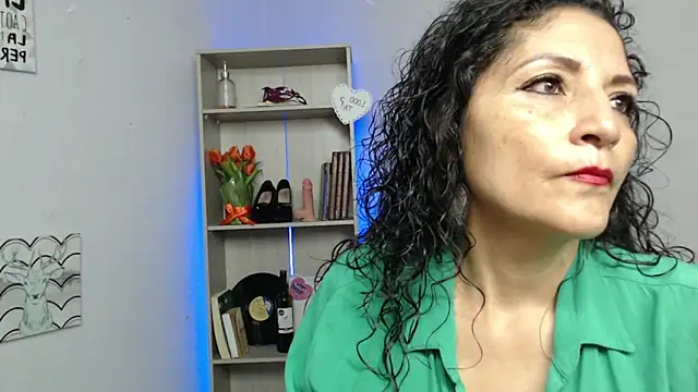 arianna ros3 online show from March 2025 01:51:01 PM