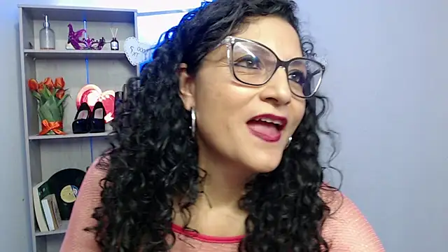 arianna ros3 online show from March 2025 06:23:02 PM