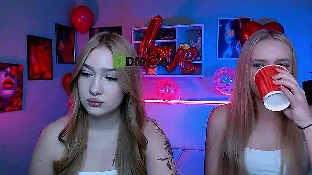 playful sophie online show from February 2026 08:24:02 PM