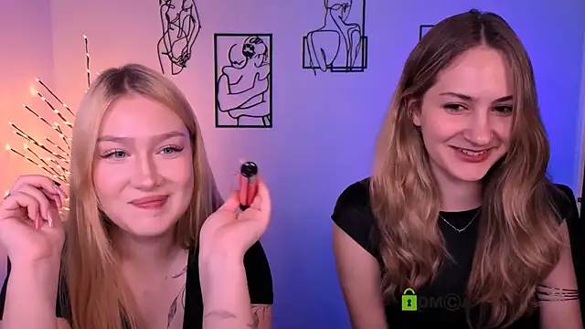 playful sophie online show from July 2026 07:10:02 PM