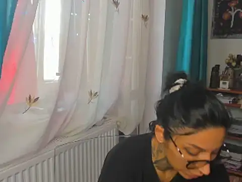 Snapshot of Lucky_Deniz chatting on December 2024 07:01:01 AM Lucky Deniz online show from December 2024 07:01:01 AM