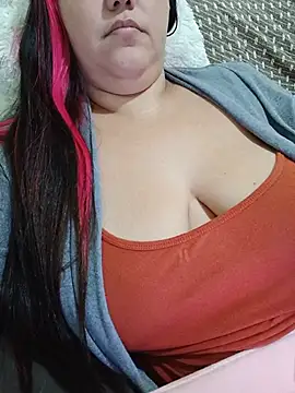 Paolaa hoot online show from July 2026 05:25:02 AM