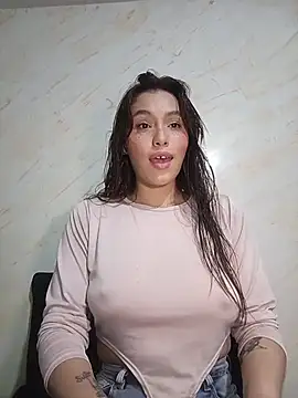 eriika deep  online show from May 2026 06:25:02 PM
