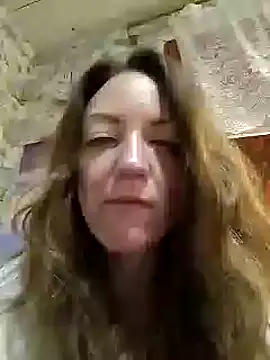 Snapshot of KattyLuuu chatting on December 2024 02:04:01 AM KattyLuuu online show from December 2024 02:04:01 AM