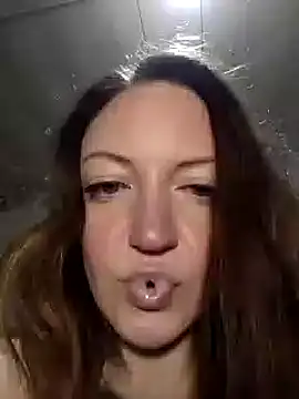 Snapshot of KattyLuuu chatting on December 2024 02:49:02 AM KattyLuuu online show from December 2024 02:49:02 AM