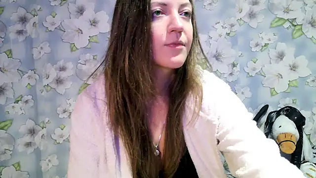 Snapshot of KattyLuuu chatting on January 2025 11:39:02 PM KattyLuuu online show from January 2025 11:39:02 PM