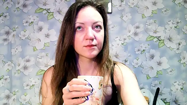 Snapshot of KattyLuuu chatting on January 2025 09:15:01 AM KattyLuuu online show from January 2025 09:15:01 AM