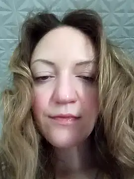 KattyLuuu online show from April 2026 09:51:02 AM