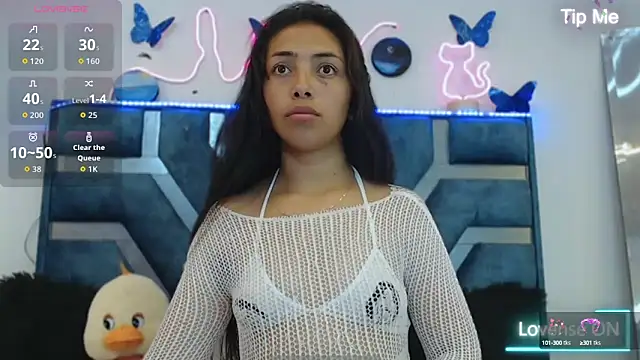 Roxan Fox- online show from October 2025 02:09:02 AM